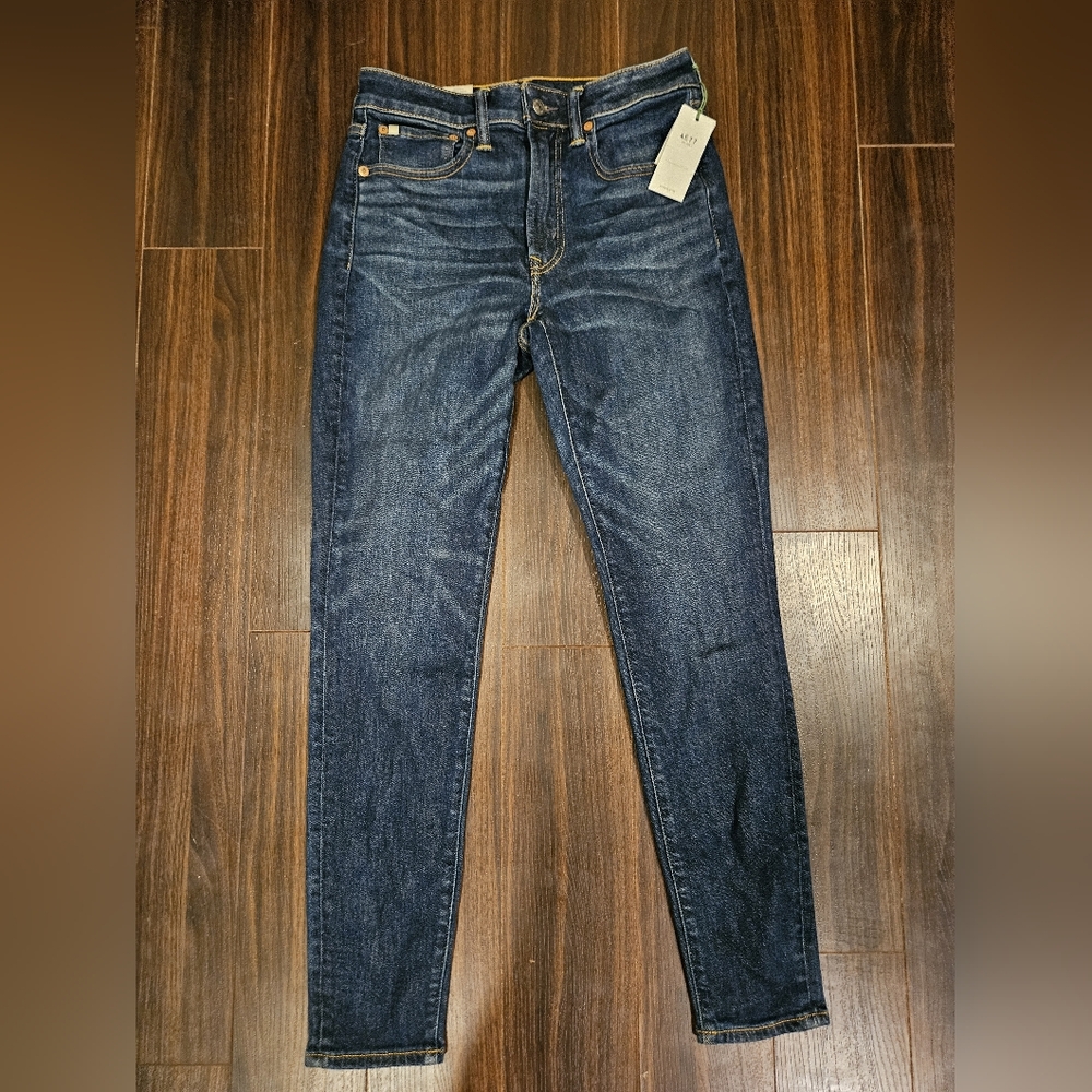 NWT Ae77 High Rise Jegging Size 6 Womens Premium American Eagle Jeans